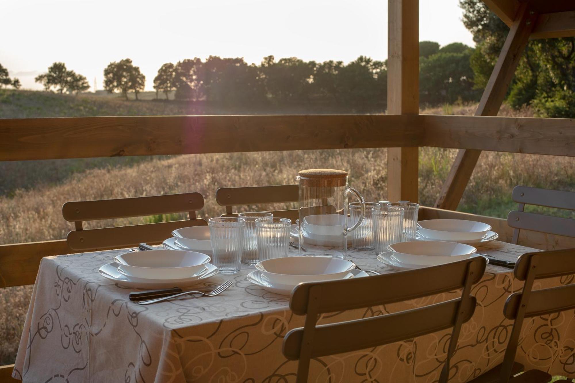 Glamping Debbiare Hotel Riparbella Ngoại thất bức ảnh